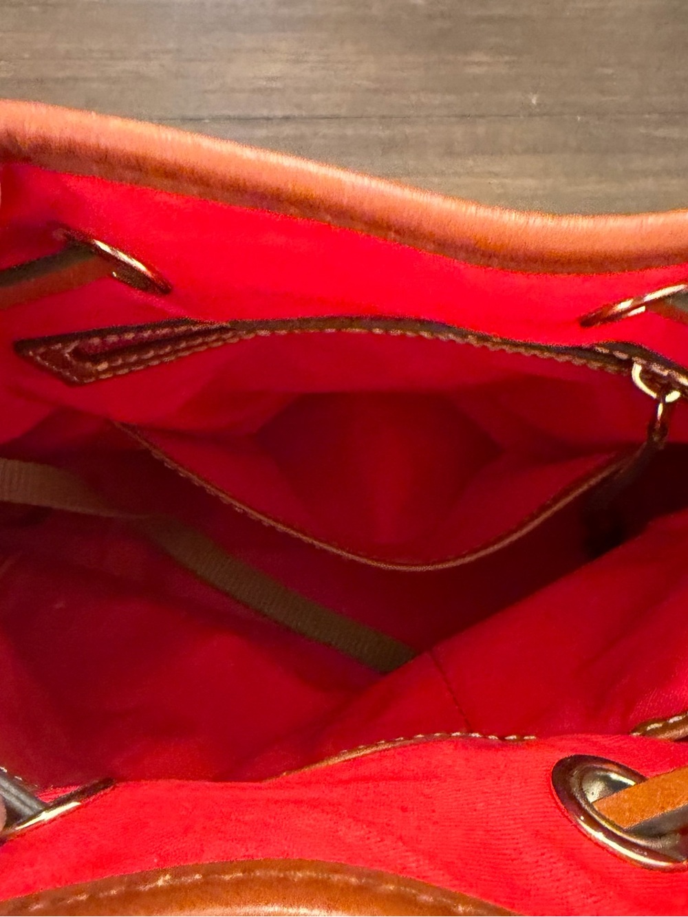 Dooney & Bourke Blue Leather Drawstring Crossbody with Tan Accents New w/o Tags - Picture 7 of 8